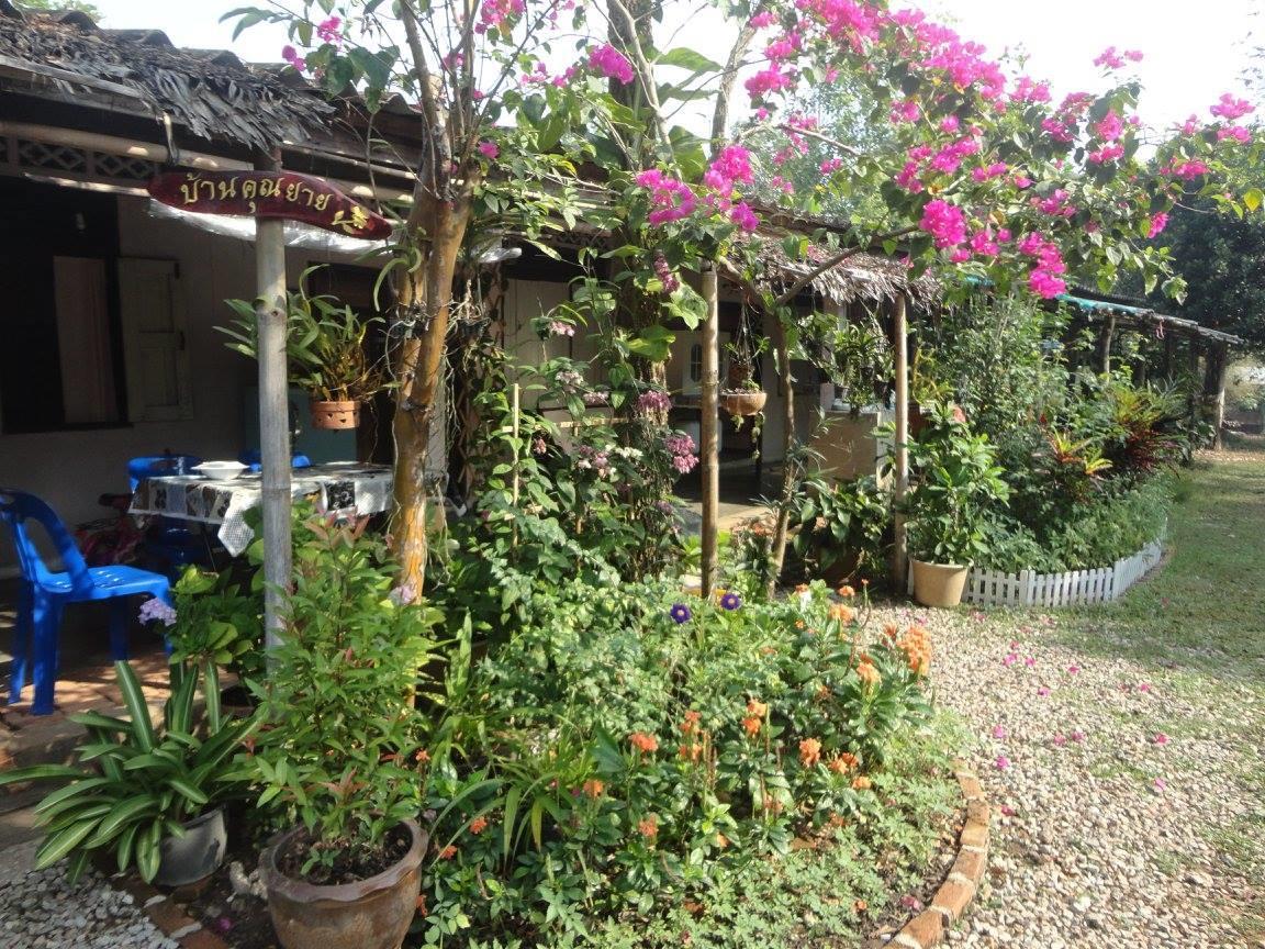 Grandma'S Home Sangkhlaburi Extérieur photo